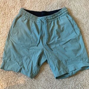 Lululemon Mens Bowline Shorts size medium